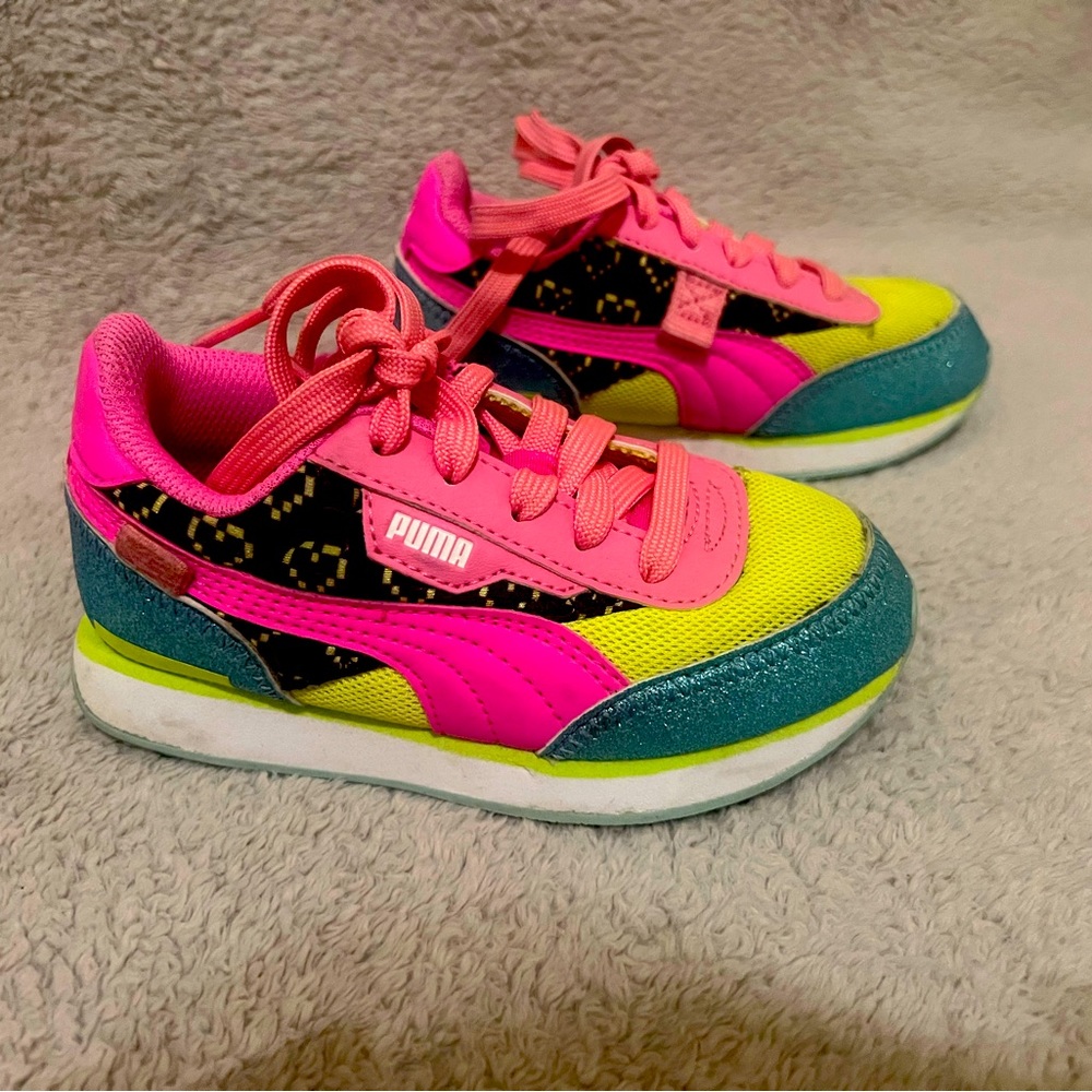 Puma future riders size 10 C very good condition